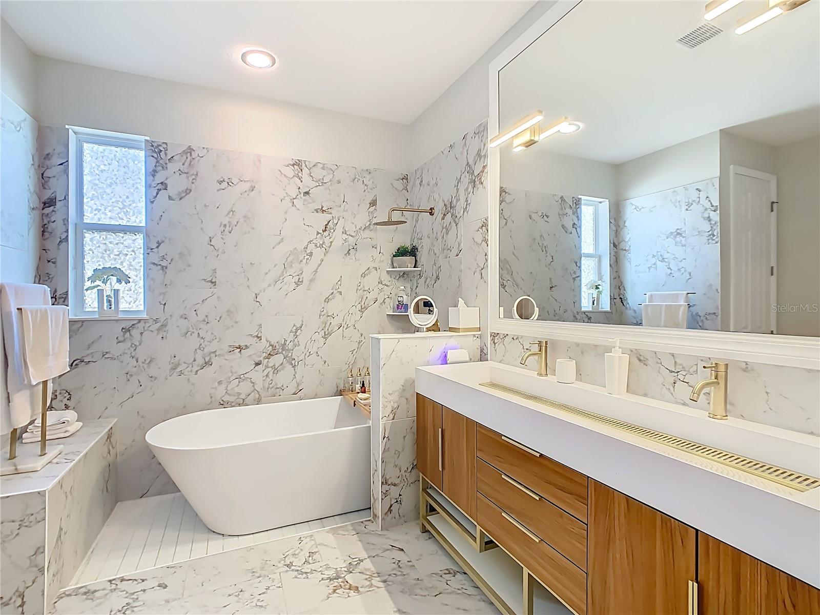 Image 27 of 86 For 790 Carmel Lane