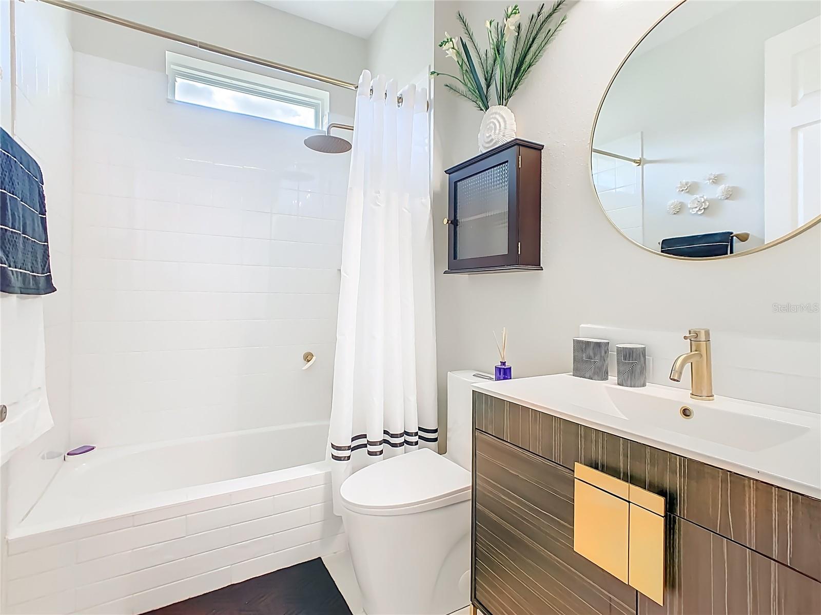 Image 31 of 86 For 790 Carmel Lane