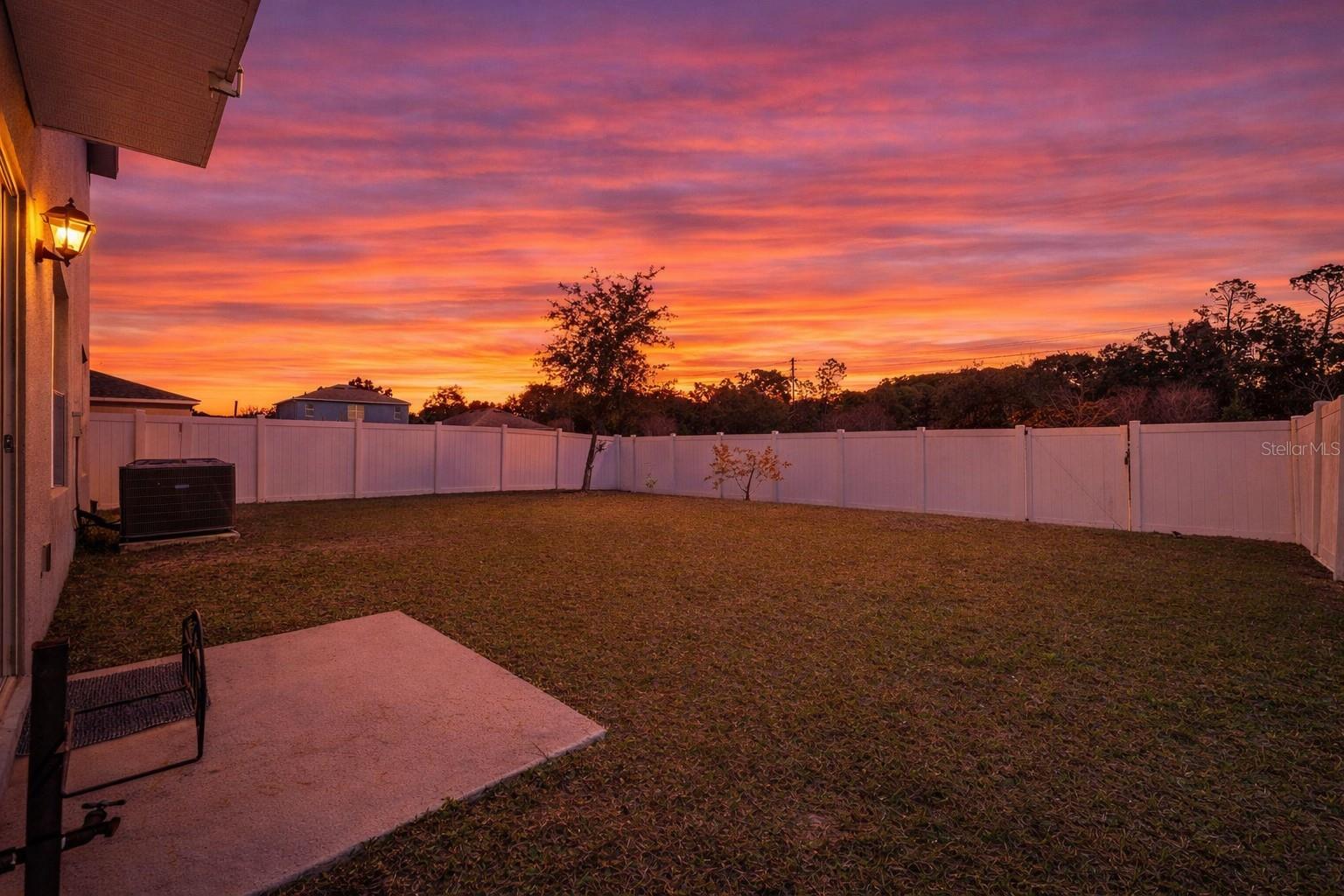 Image 6 of 40 For 1526 White Hawk Way