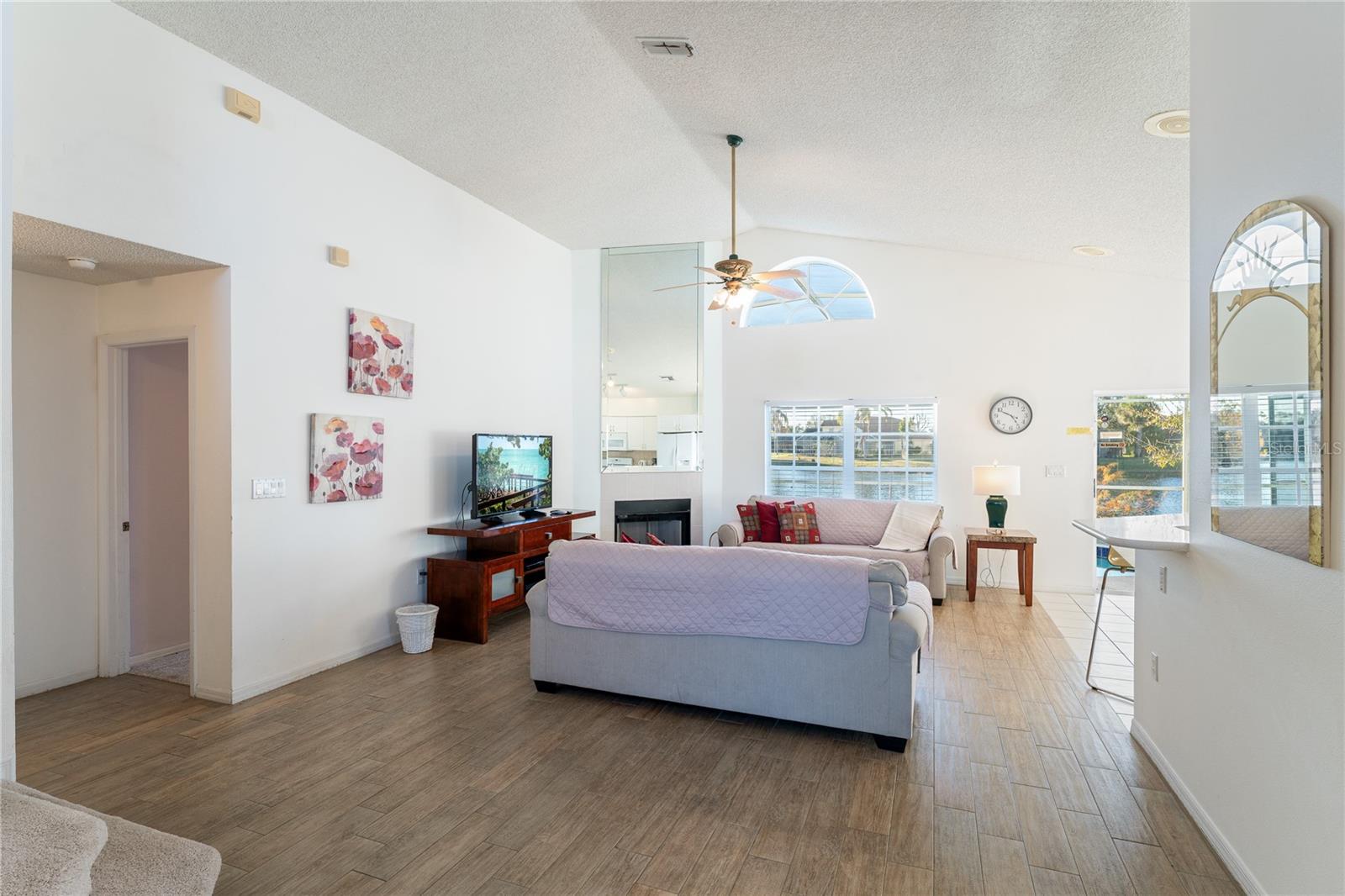 Image 10 of 53 For Address Not Provided