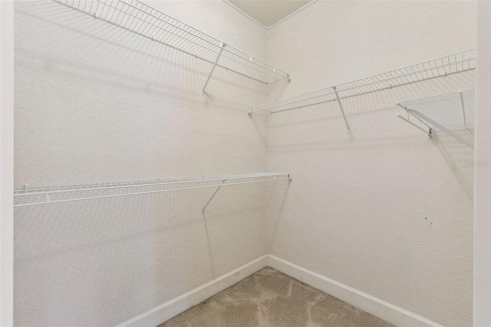 Image 21 of 39 For 202 South Street 4049