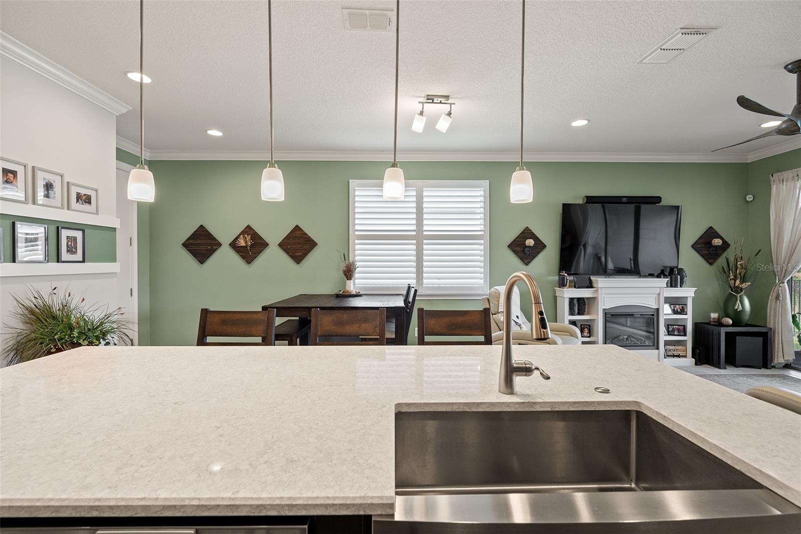 Image 10 of 52 For 3428 Sagebrush Street