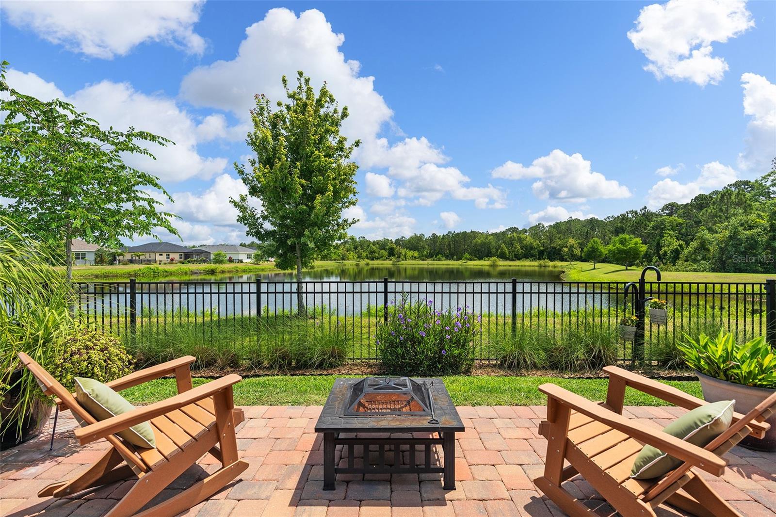 Image 31 of 52 For 3428 Sagebrush Street