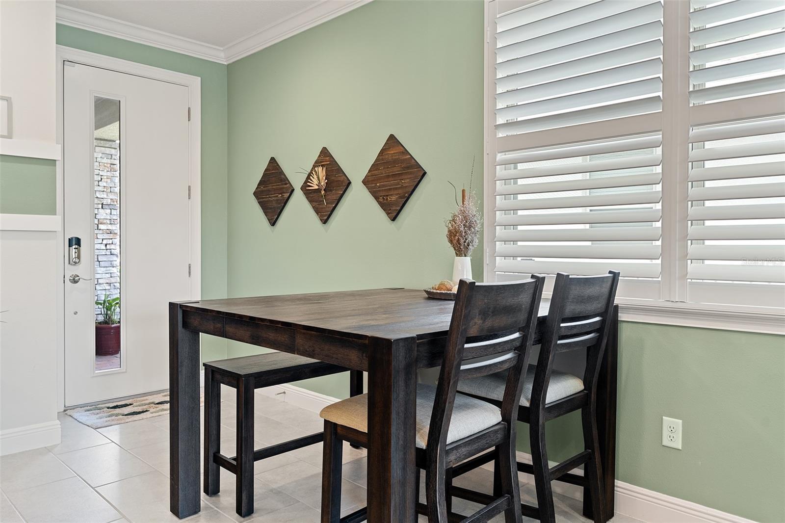 Image 6 of 52 For 3428 Sagebrush Street