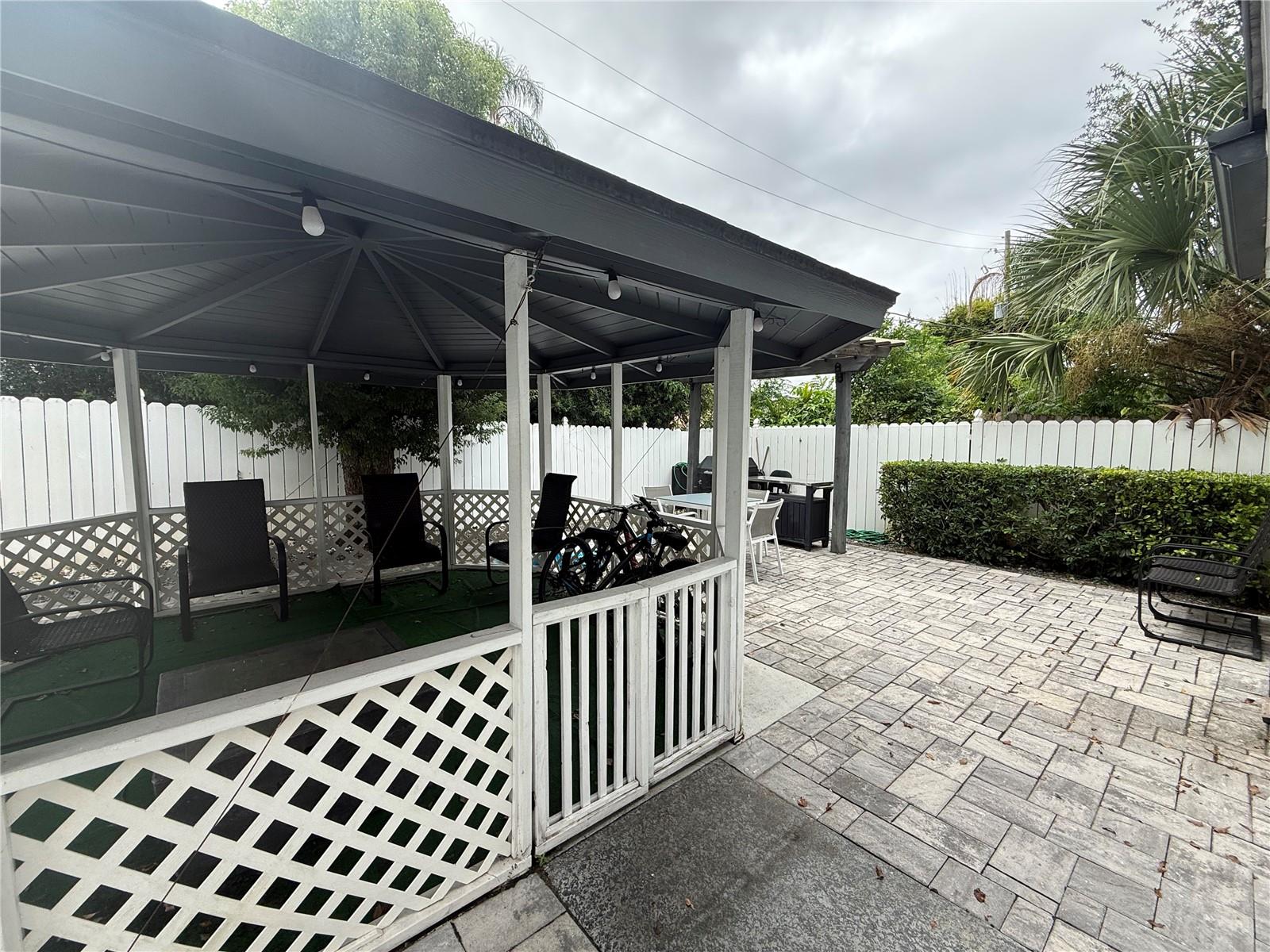 Image 10 of 18 For 402 Doolittle Street