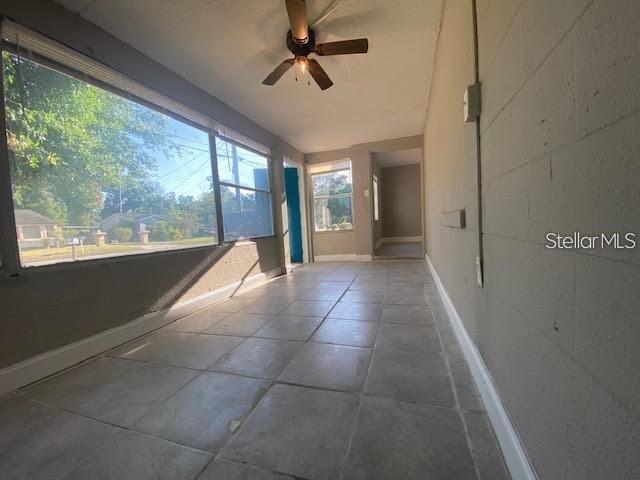 Image 8 of 29 For 907 Columbia Street