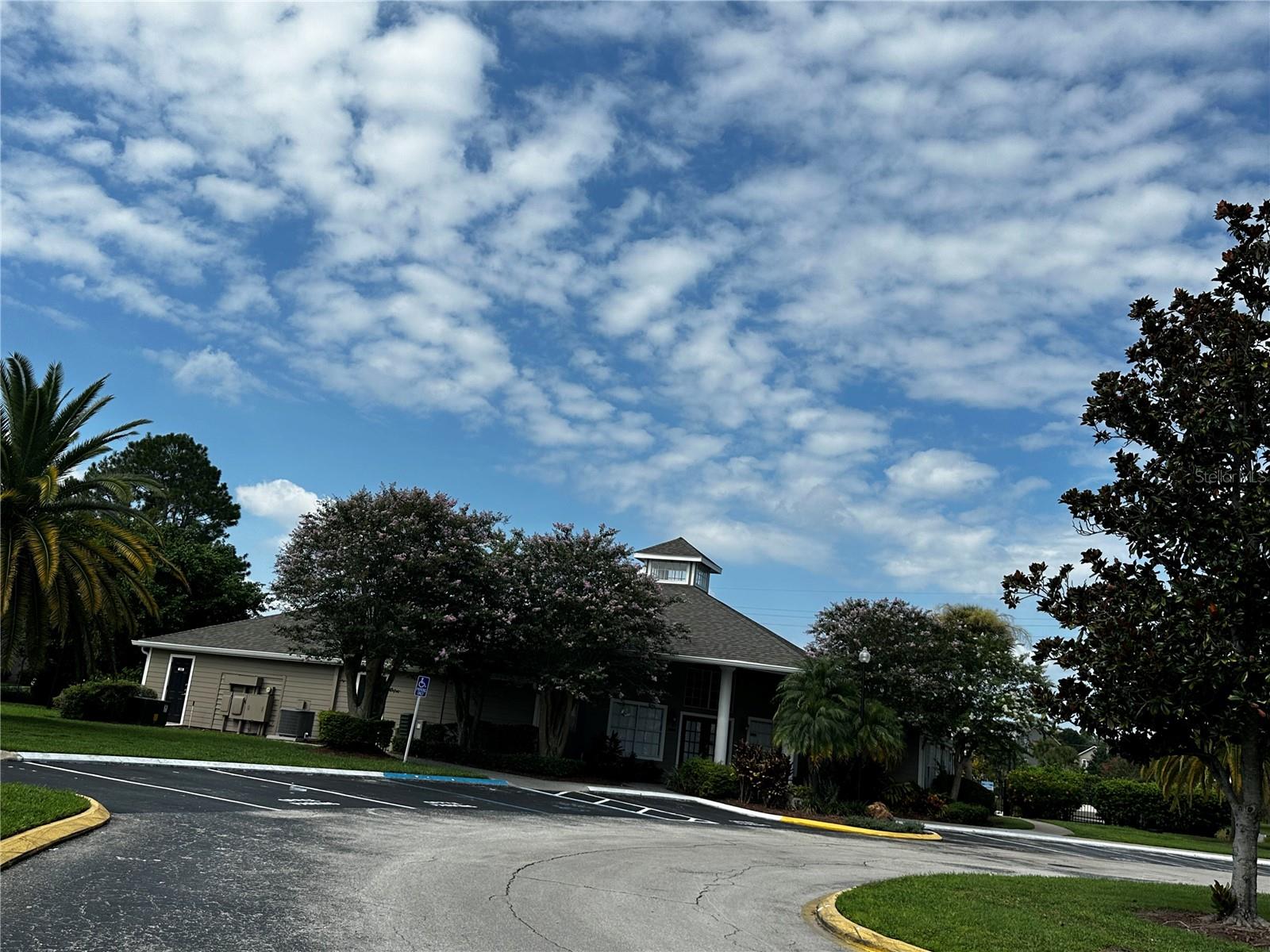 Image 4 of 13 For 4772 Walden Circle 25