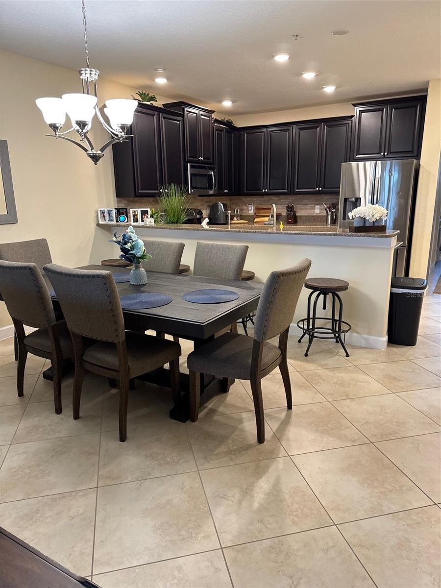 Image 5 of 38 For 8945 Azalea Sands Lane 8945