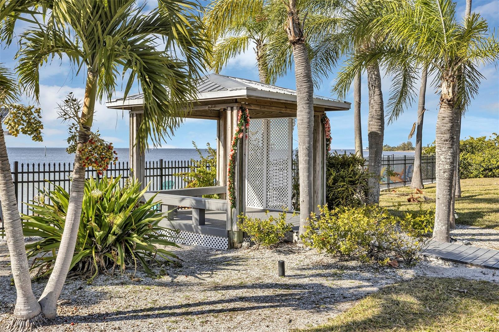 Image 52 of 57 For 1115 Seagrape Drive