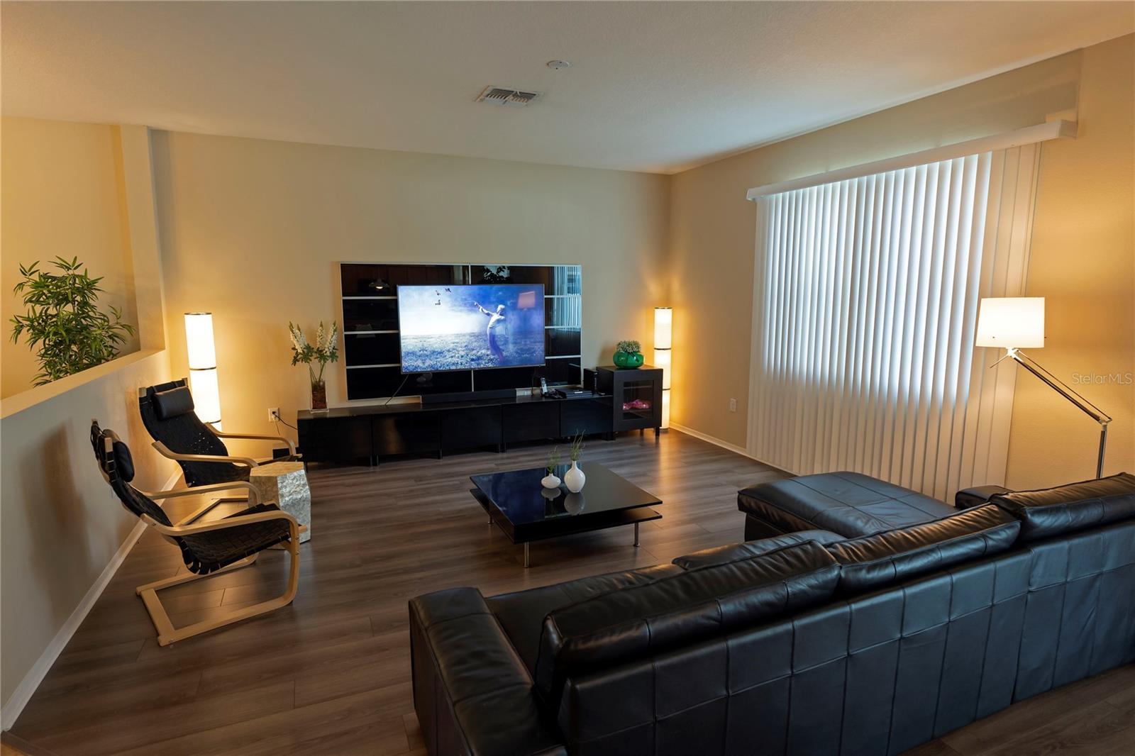 Image 3 of 19 For 1039 Tourmaline Drive