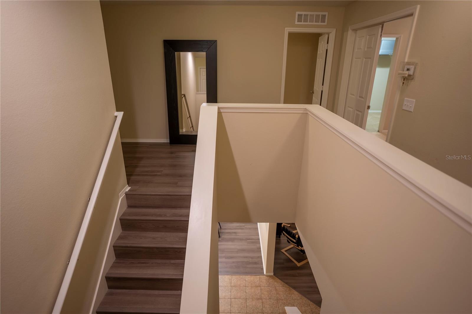 Image 7 of 19 For 1039 Tourmaline Drive