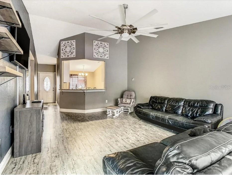 Image 5 of 8 For 732 16th Street