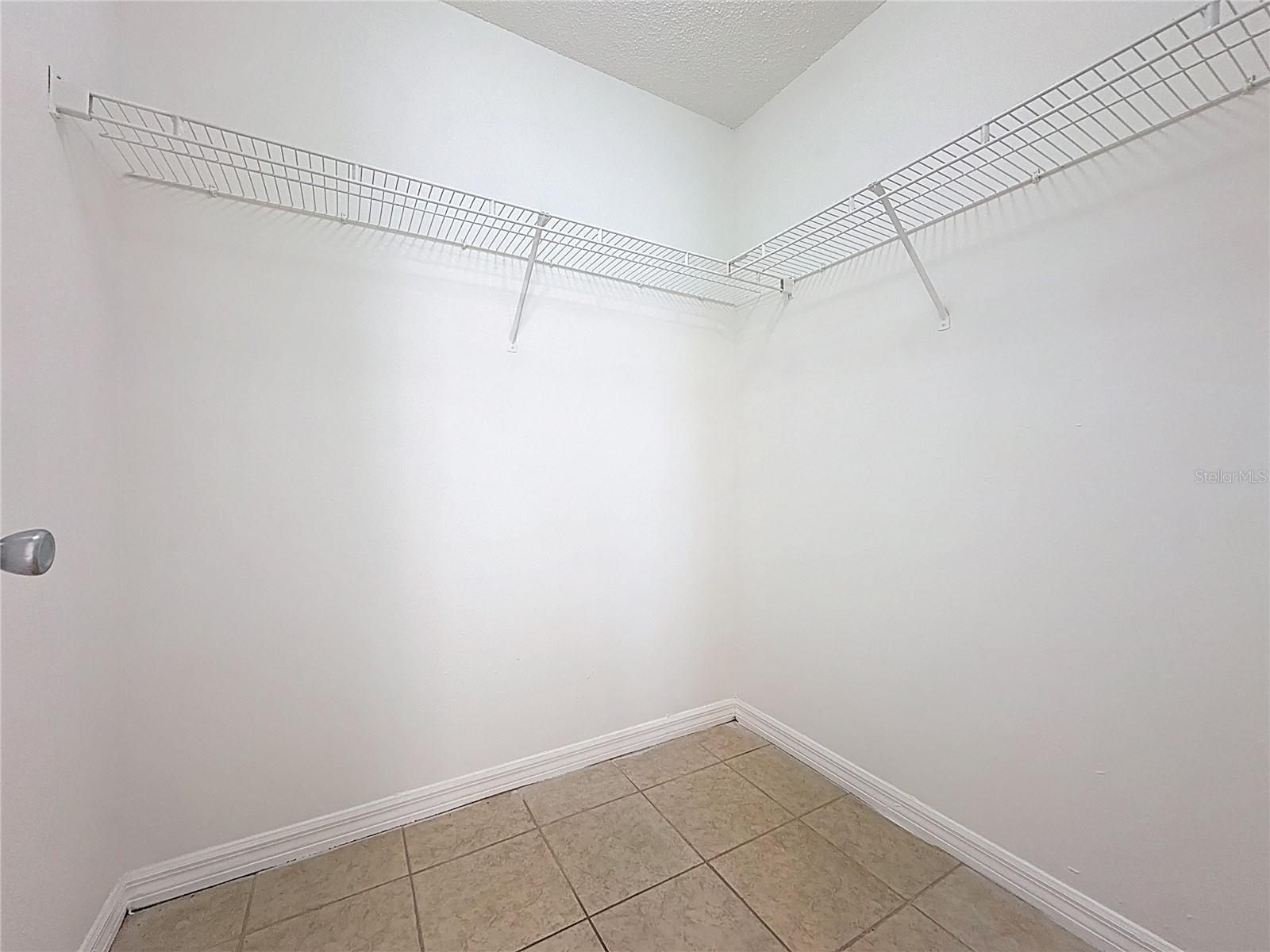 Image 21 of 42 For 659 Caribou Ct