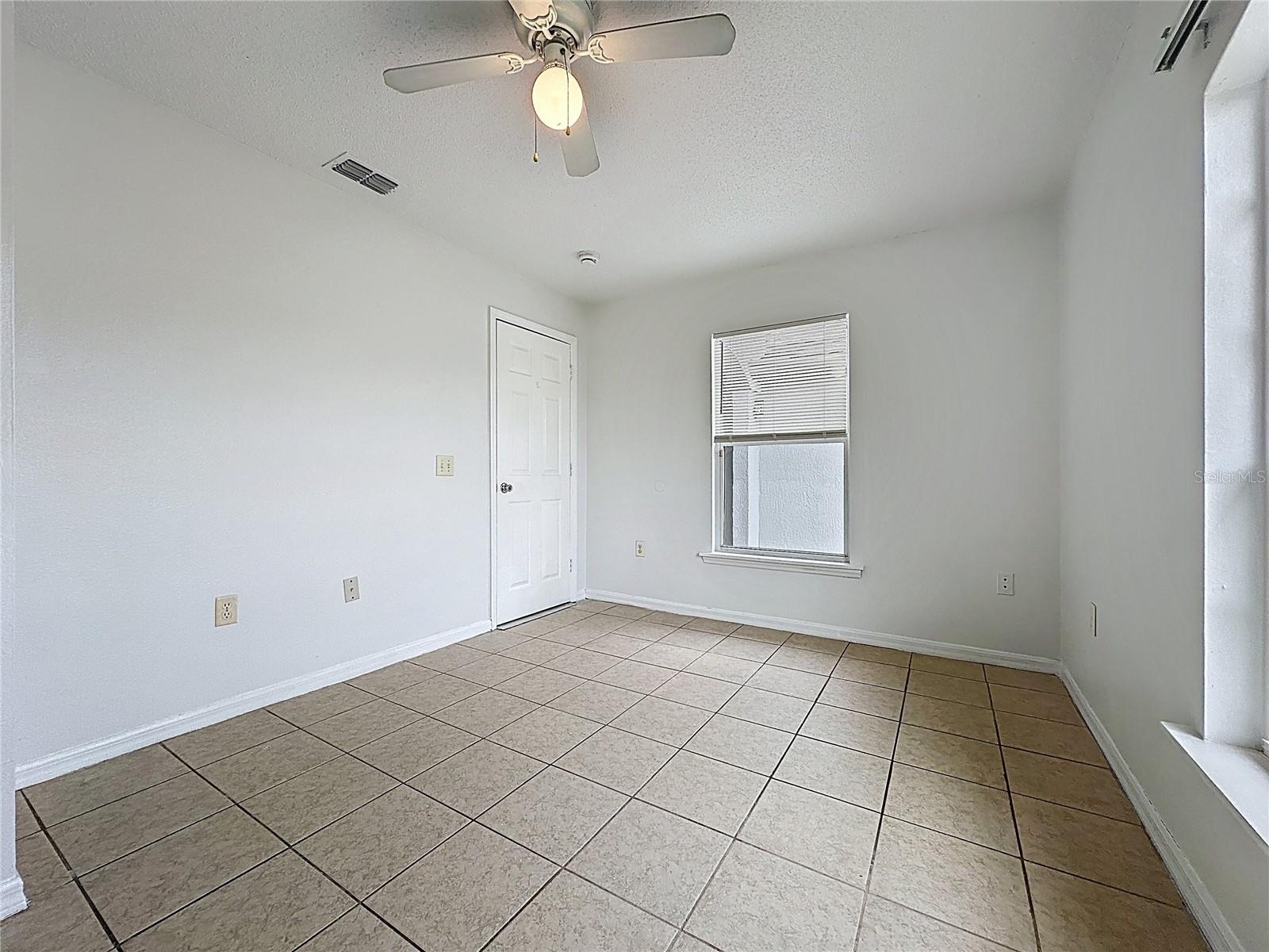 Image 30 of 42 For 659 Caribou Ct