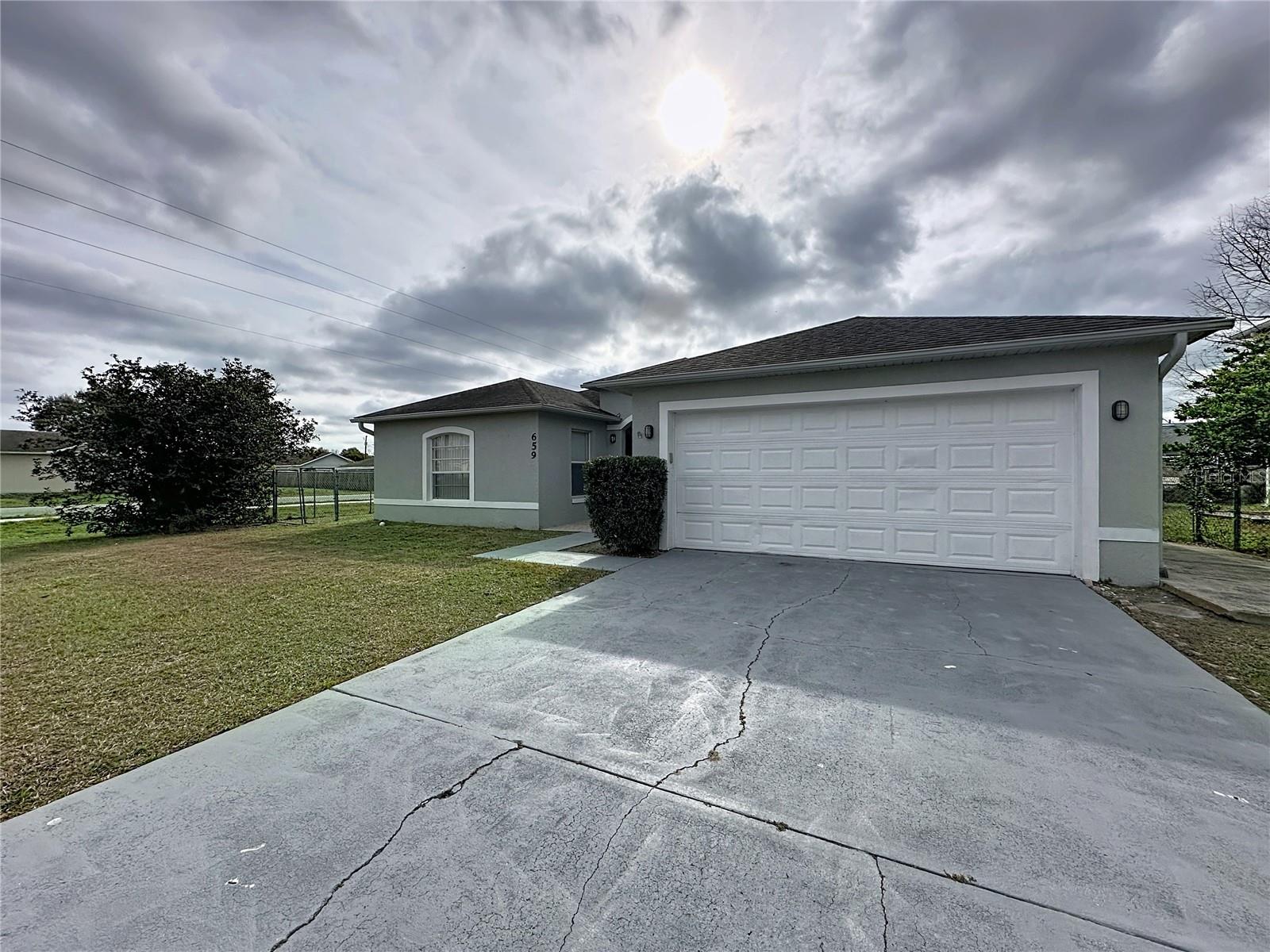 Image 4 of 42 For 659 Caribou Ct