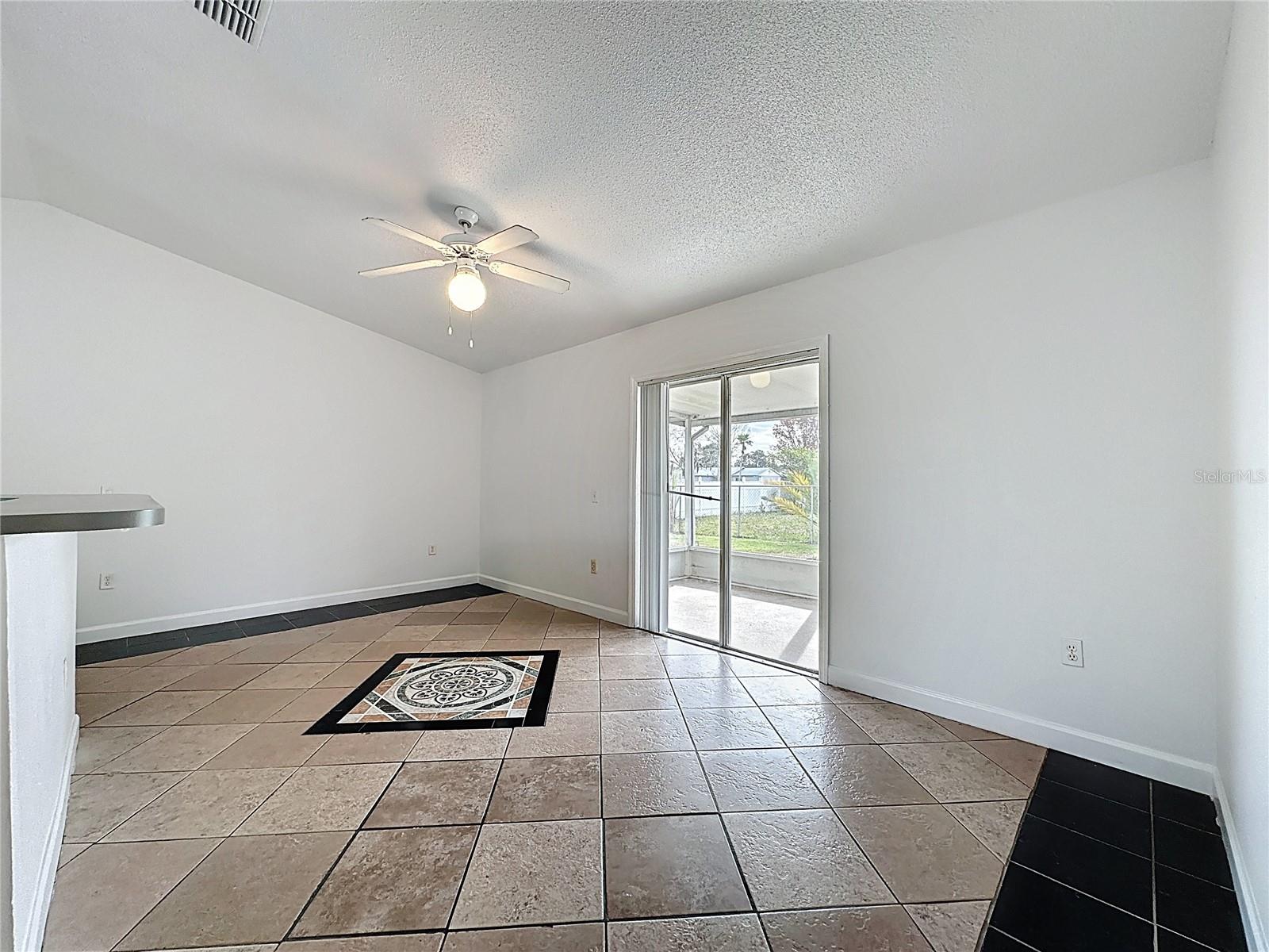 Image 6 of 42 For 659 Caribou Ct