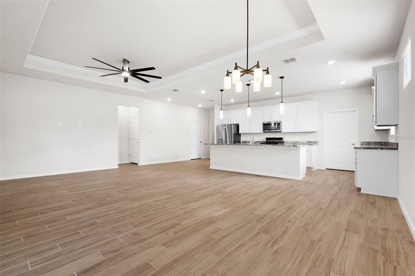 Image 17 of 63 For 13360 Sunny Retreat Lane