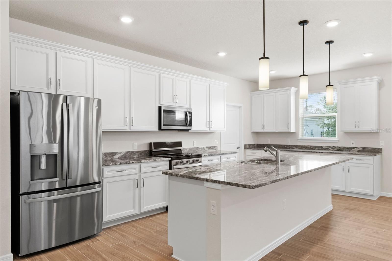 Image 21 of 63 For 13360 Sunny Retreat Lane