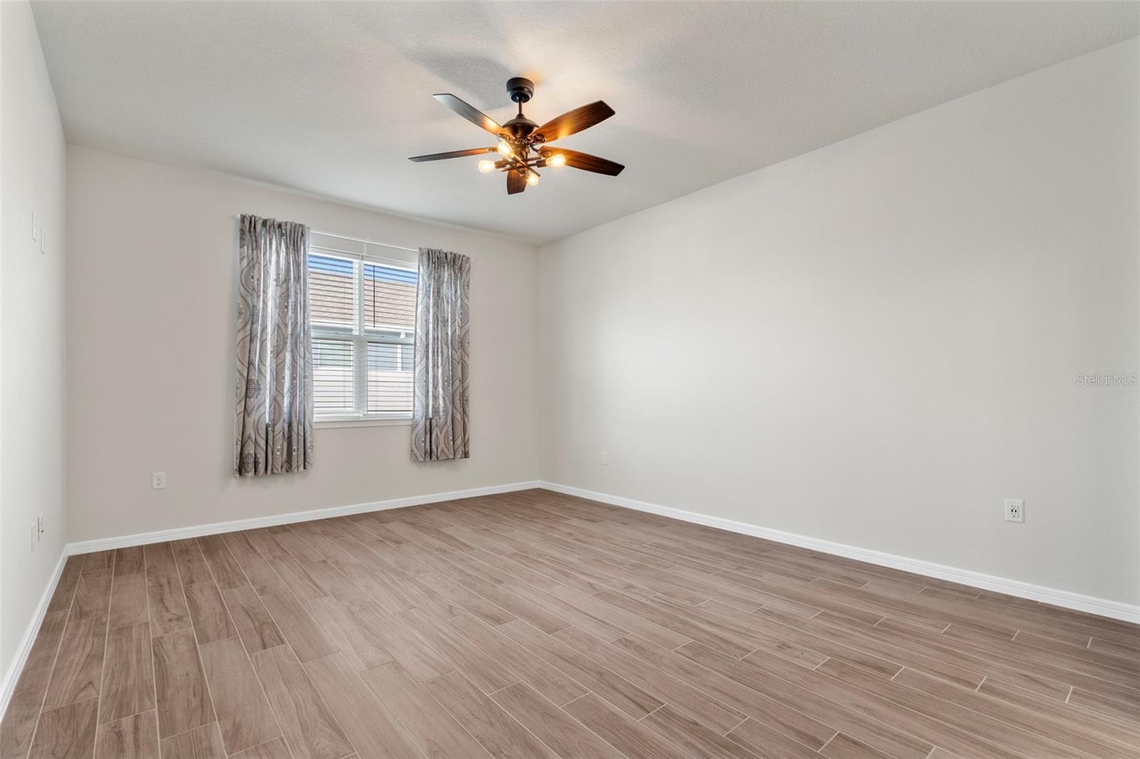 Image 25 of 63 For 13360 Sunny Retreat Lane