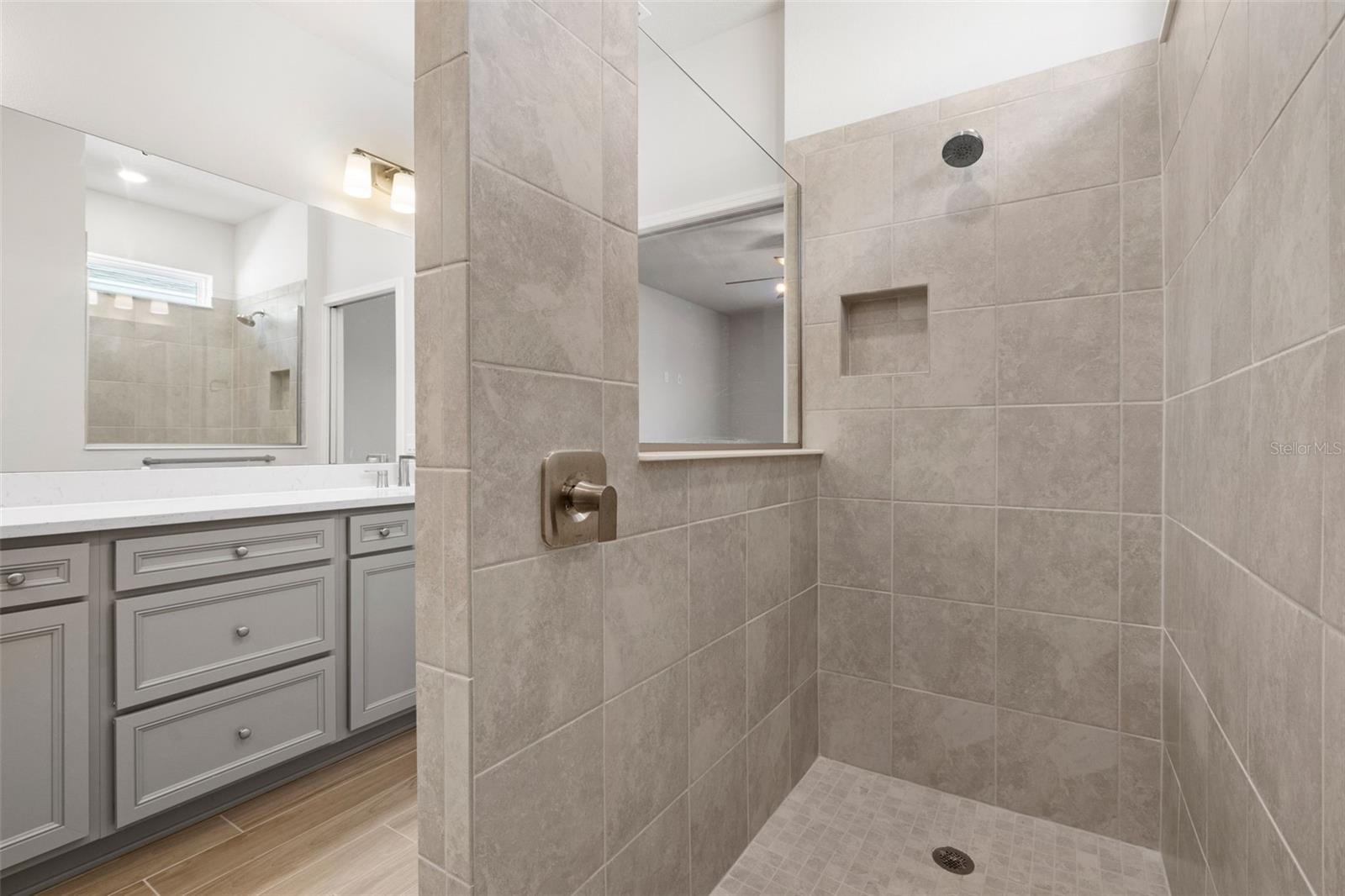 Image 29 of 63 For 13360 Sunny Retreat Lane