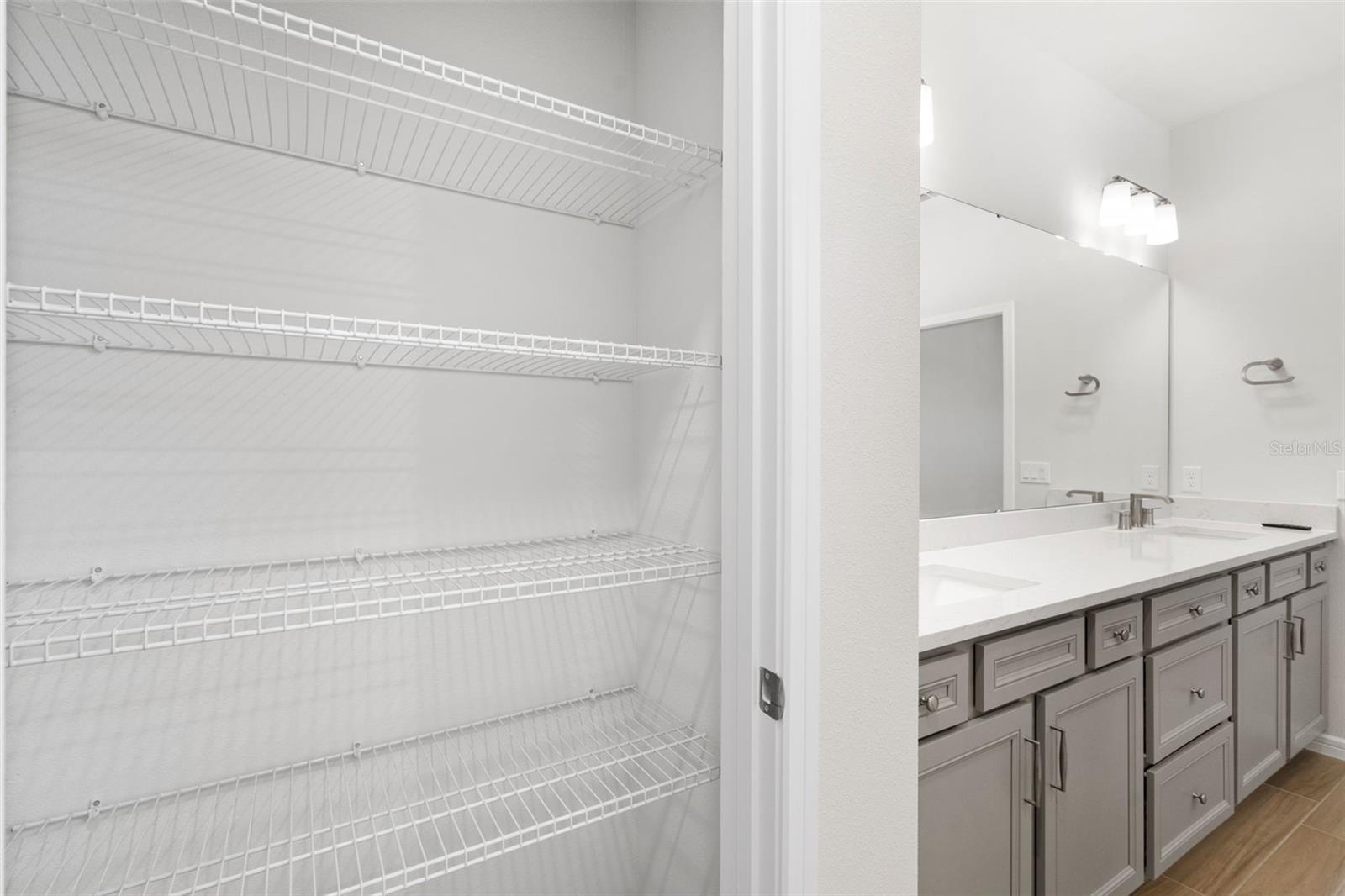 Image 33 of 63 For 13360 Sunny Retreat Lane