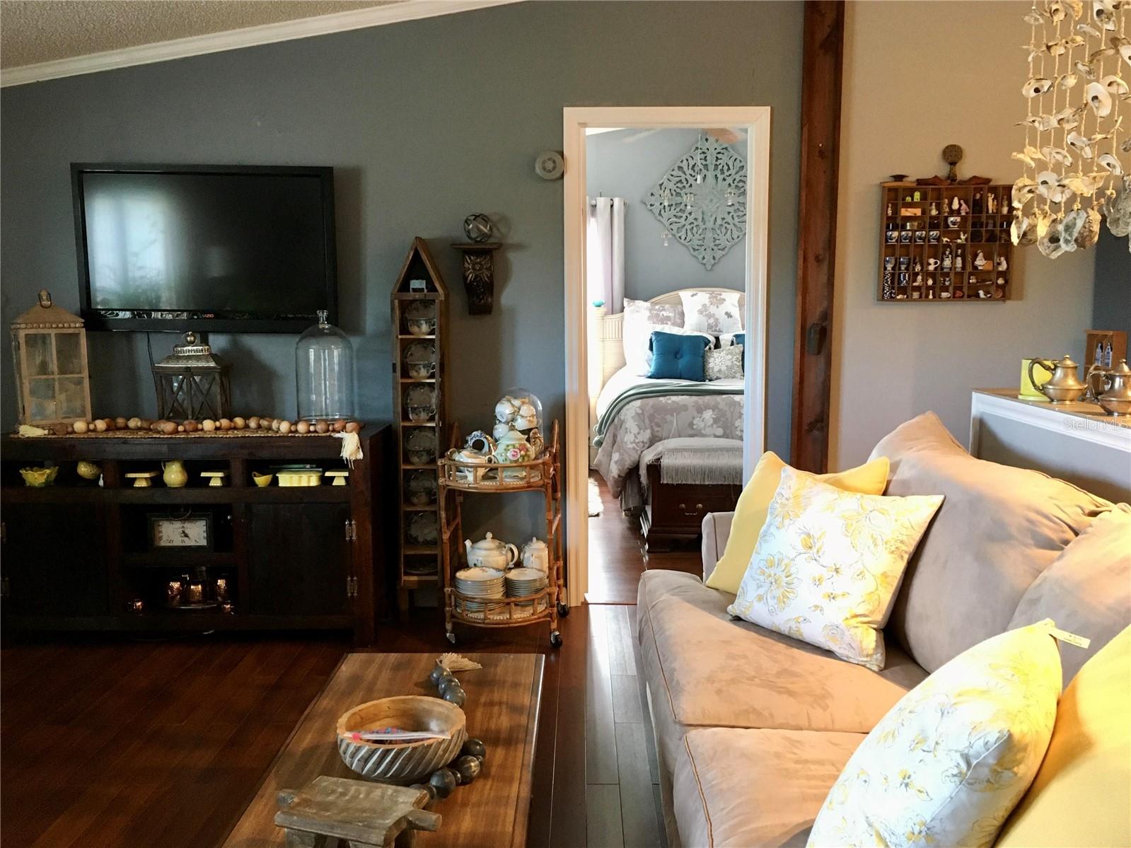 Image 10 of 65 For 1297 Pfundstein Road