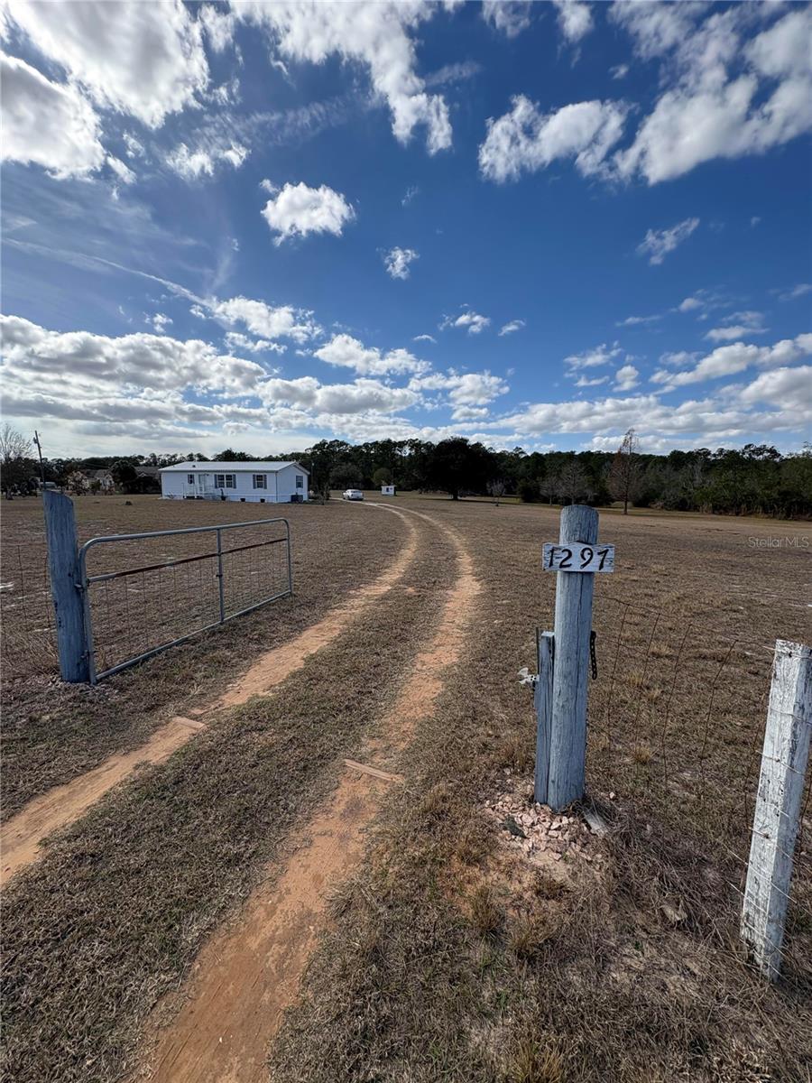 Image 2 of 65 For 1297 Pfundstein Road