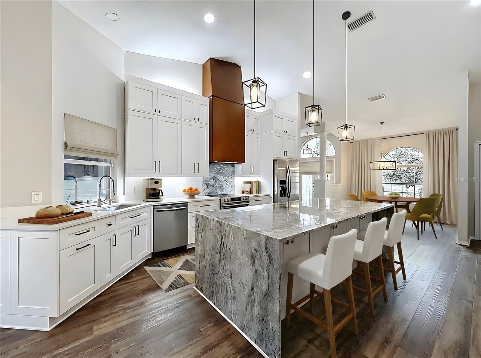 Image 4 of 38 For 10 Zinnias Court