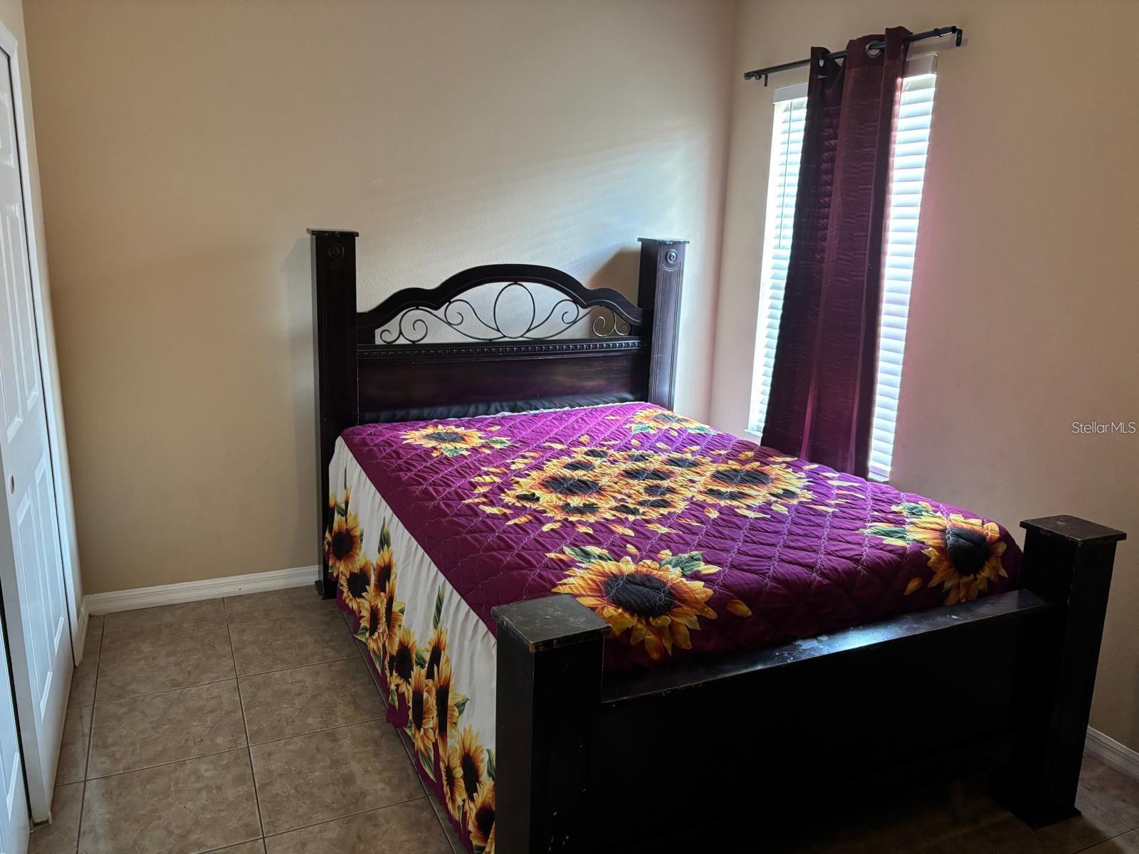 Image 8 of 13 For 468 Acacia Tree Way