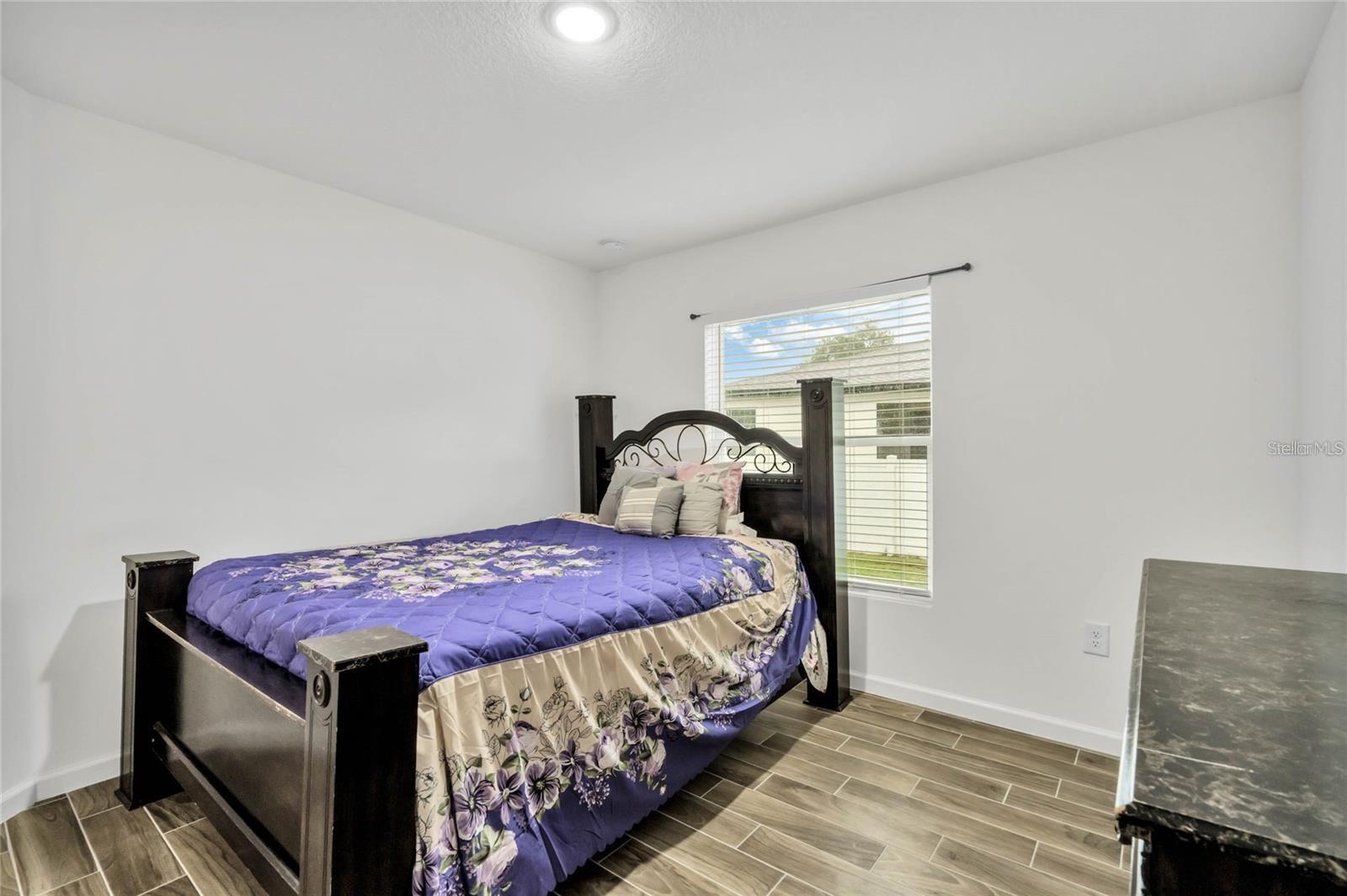 Image 8 of 14 For 607 Bear Court