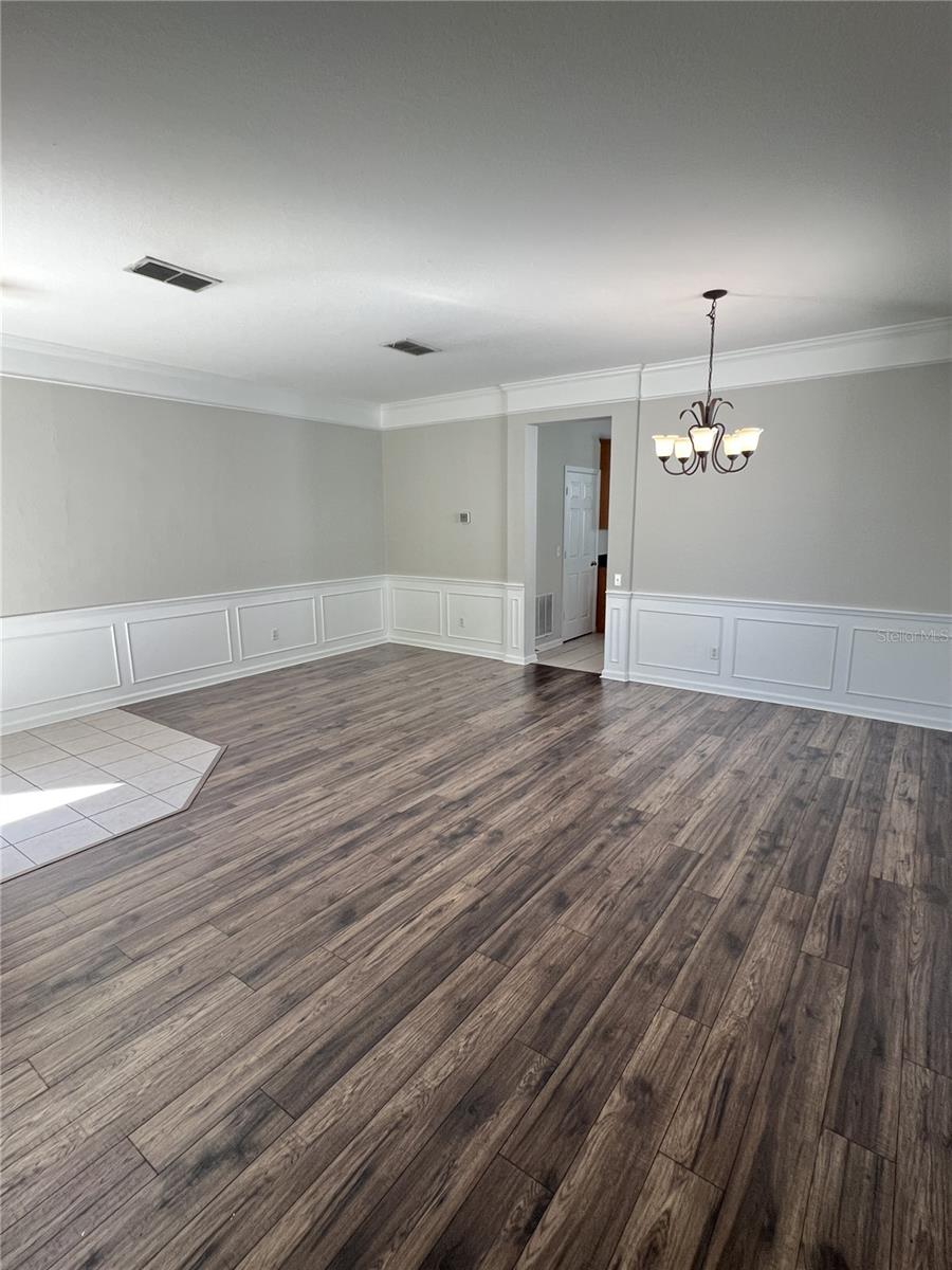 Image 4 of 19 For 8436 Greenbank Boulevard