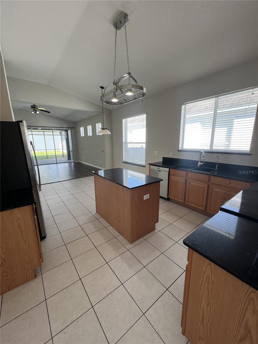 Image 6 of 19 For 8436 Greenbank Boulevard