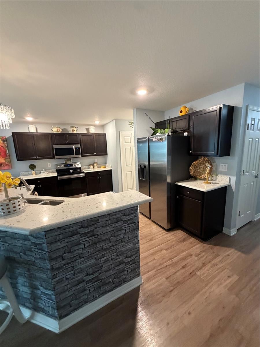 Image 6 of 30 For 3024 Fieldwood Circle