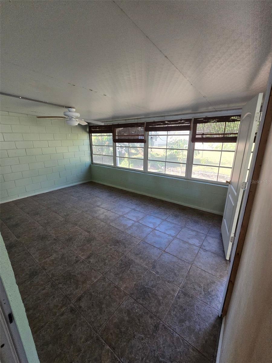 Image 18 of 20 For 214 Chadworth Drive