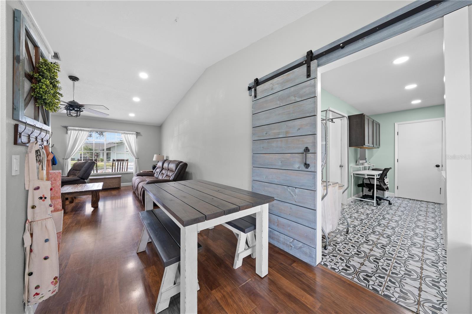 Image 28 of 41 For 1143 Anne Elisa Circle