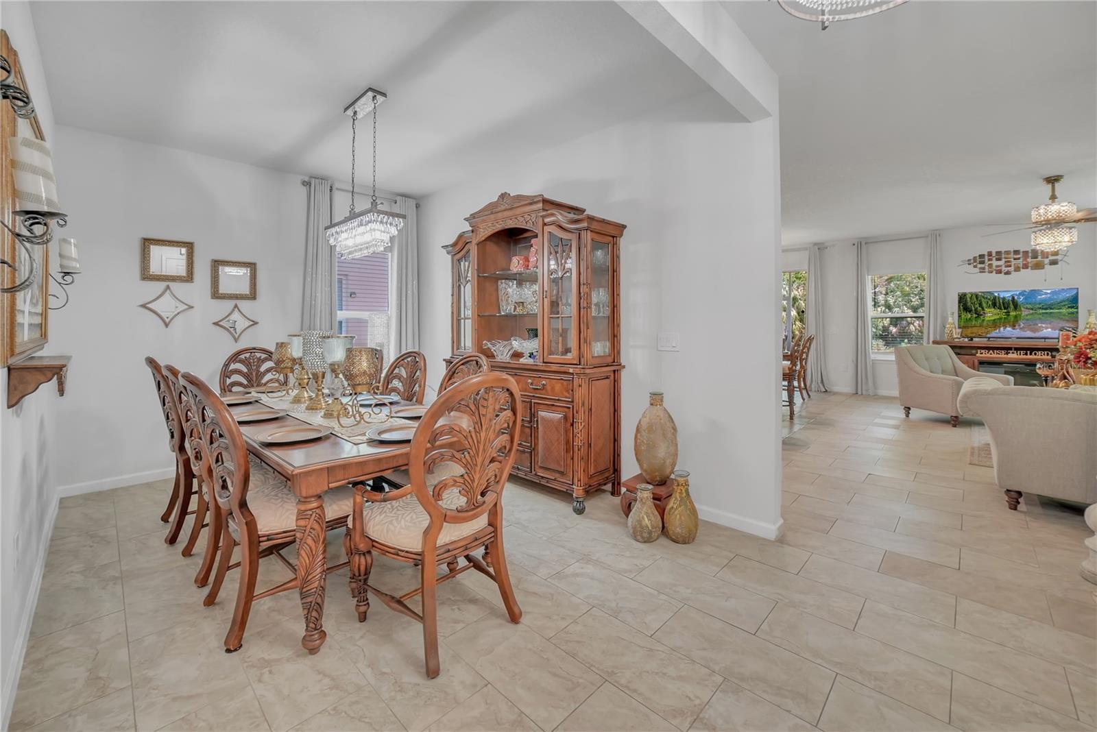 Image 11 of 43 For 289 Siesta Vista Court