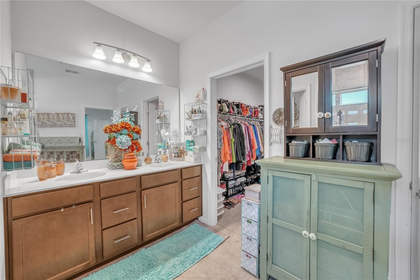 Image 27 of 43 For 289 Siesta Vista Court