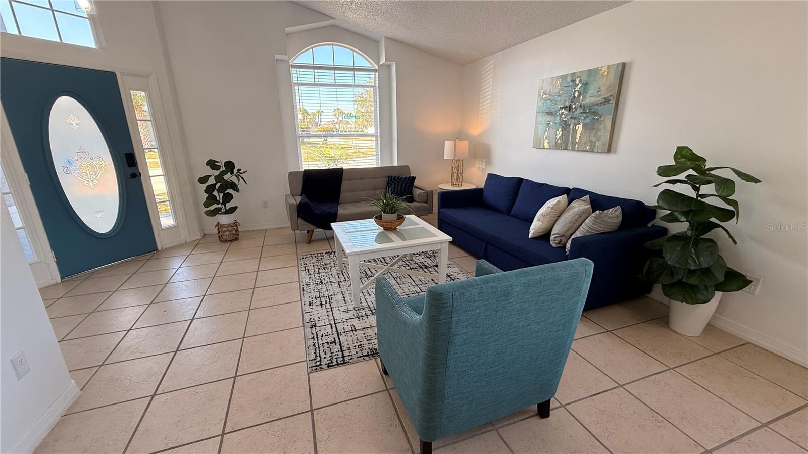 Image 2 of 37 For 605 Rochester Loop