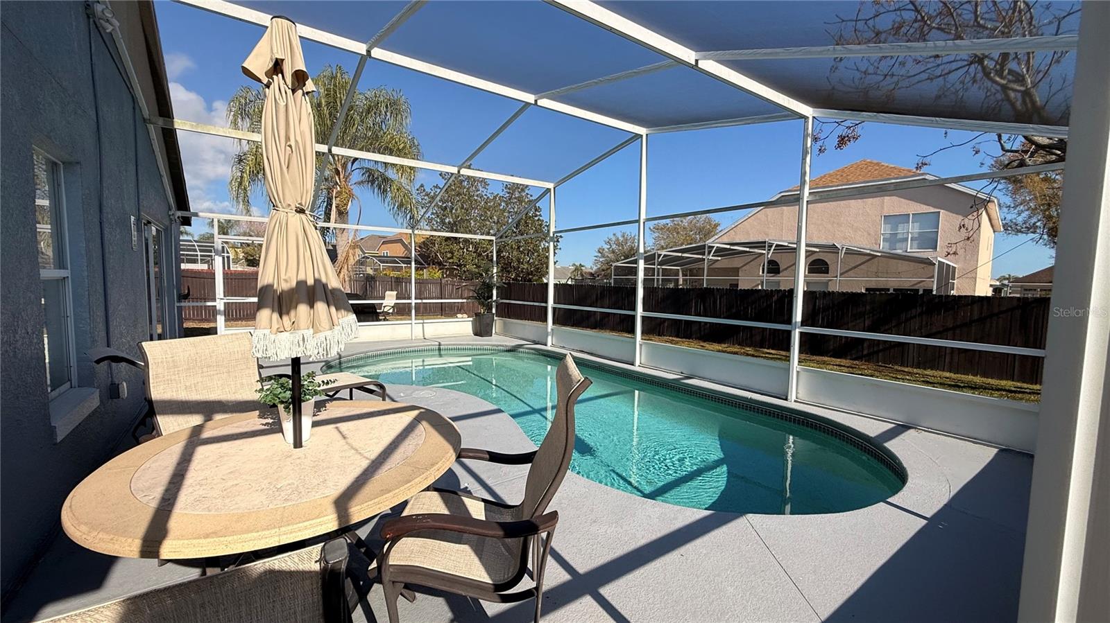 Image 22 of 37 For 605 Rochester Loop