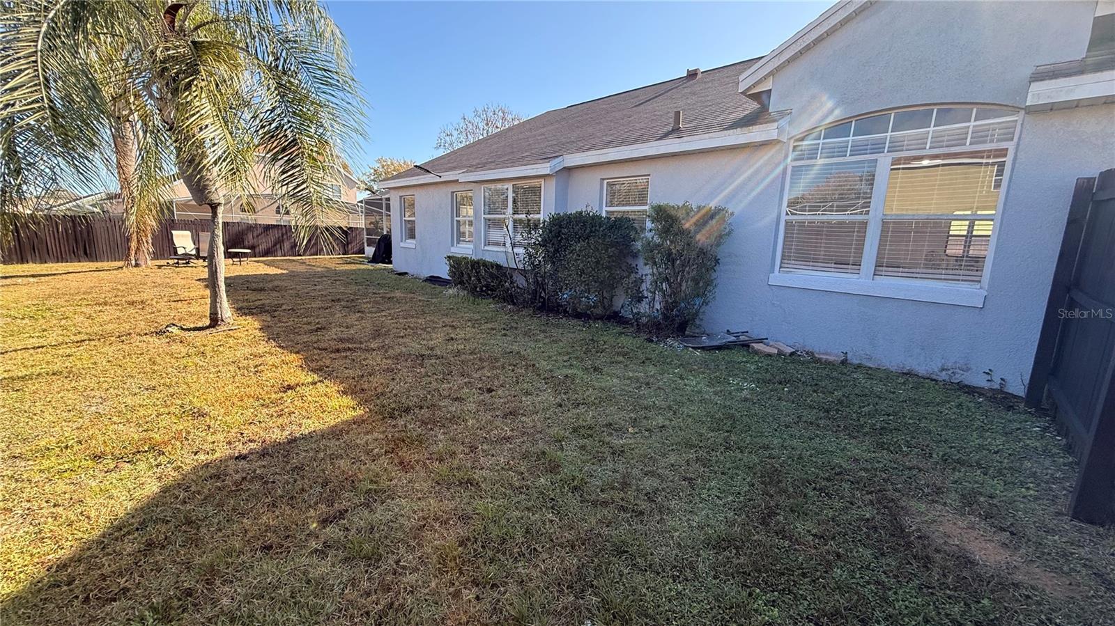 Image 24 of 37 For 605 Rochester Loop