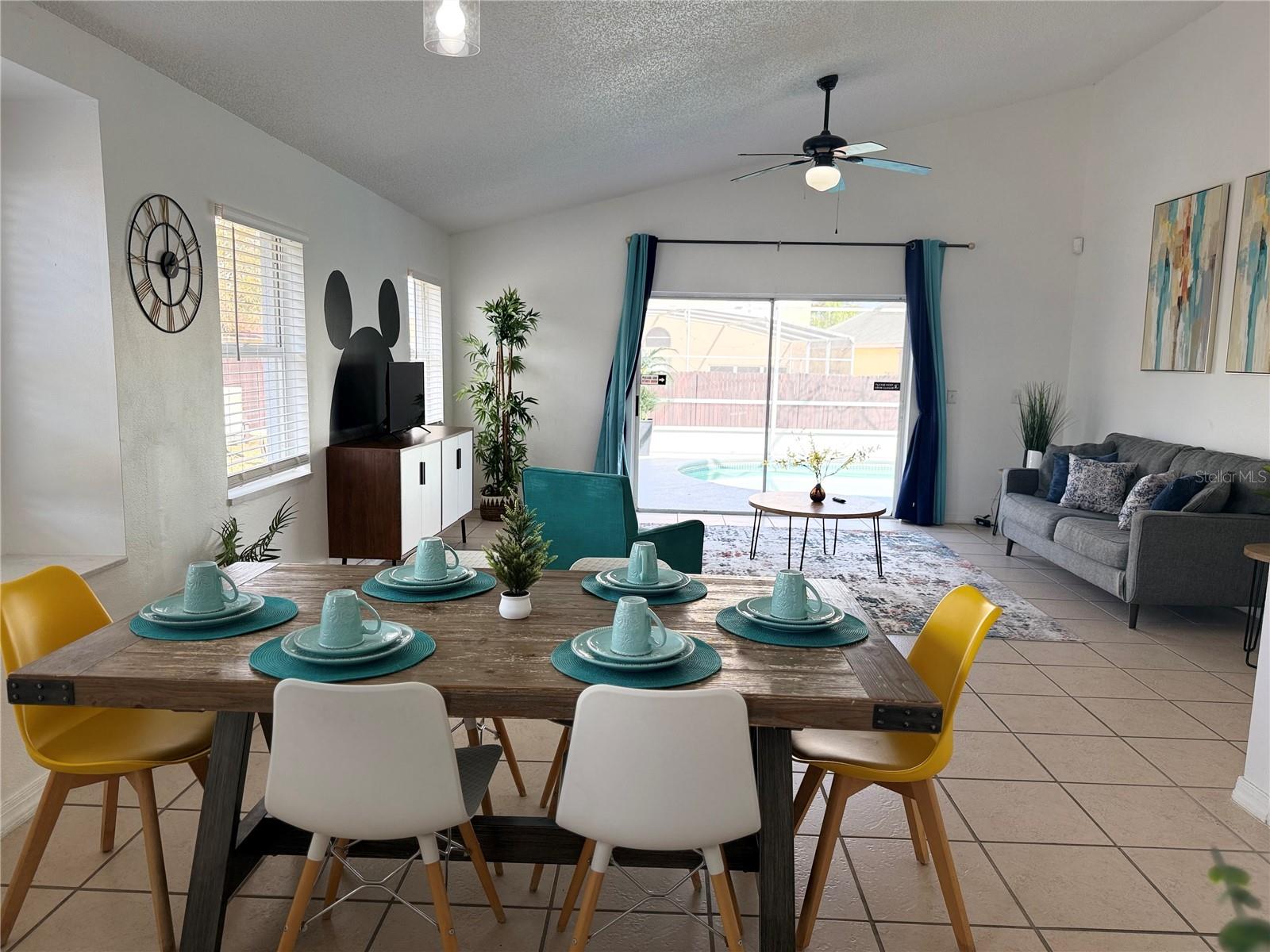 Image 3 of 37 For 605 Rochester Loop