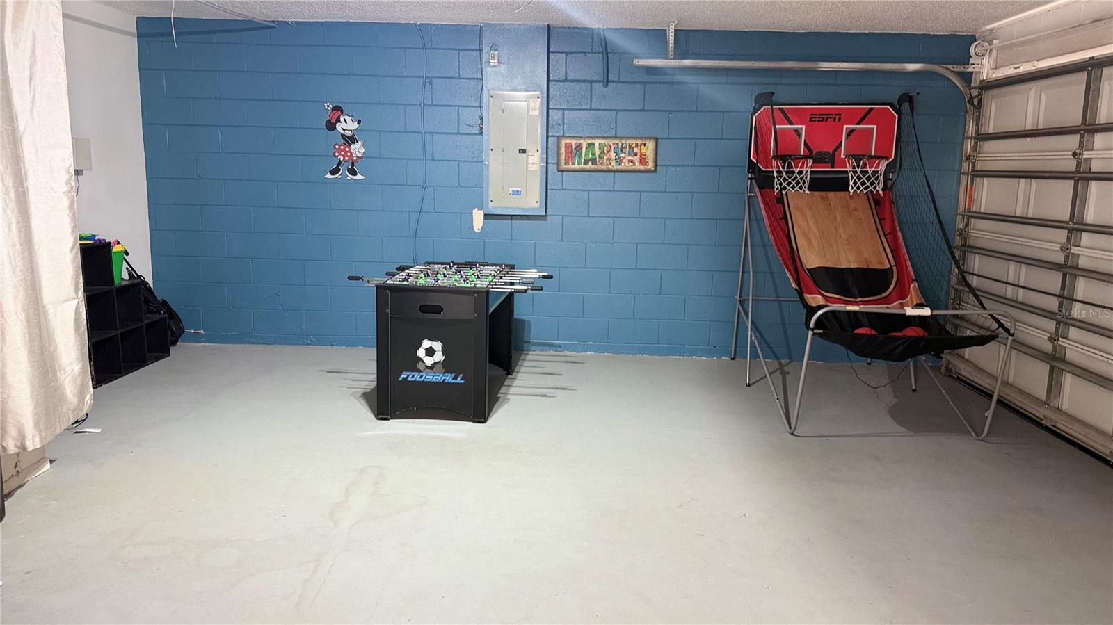 Image 31 of 37 For 605 Rochester Loop