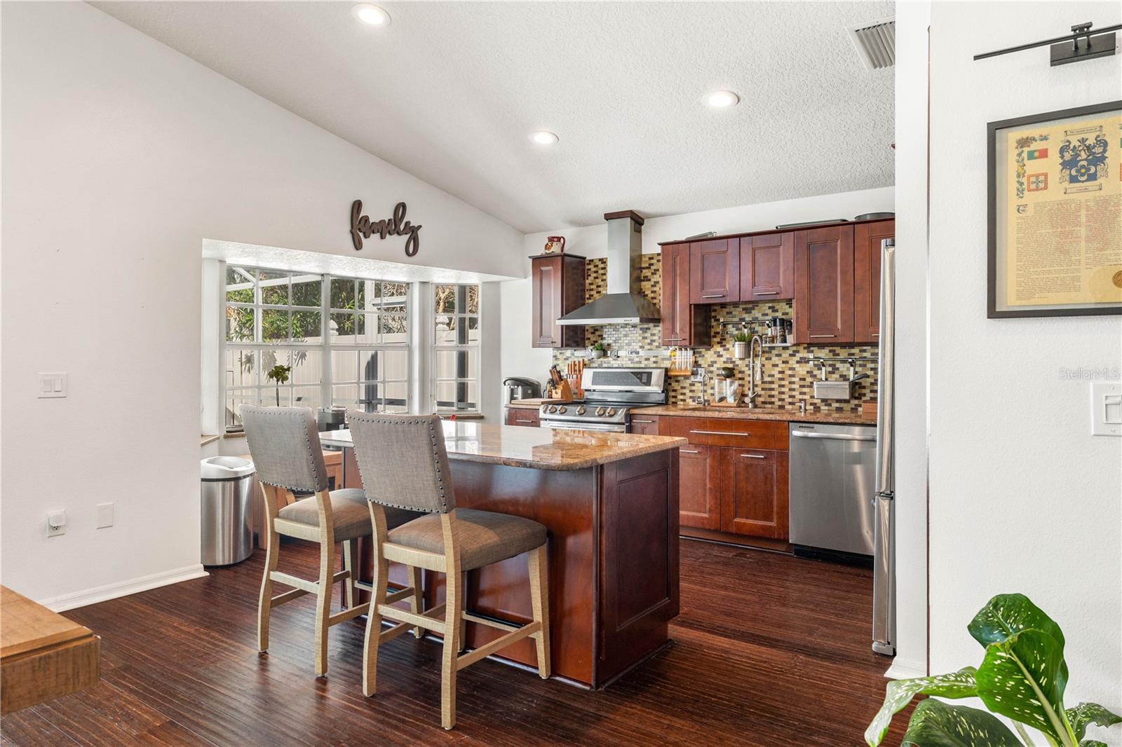 Image 15 of 64 For 5806 Cay Cove Court