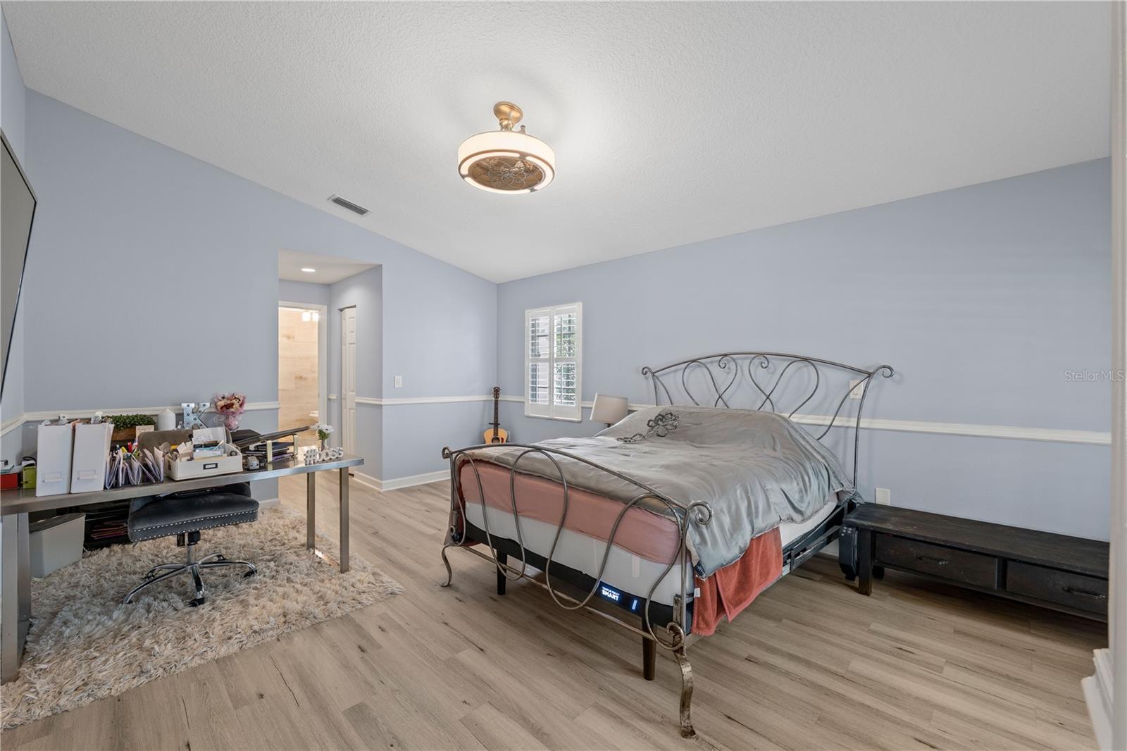 Image 23 of 64 For 5806 Cay Cove Court