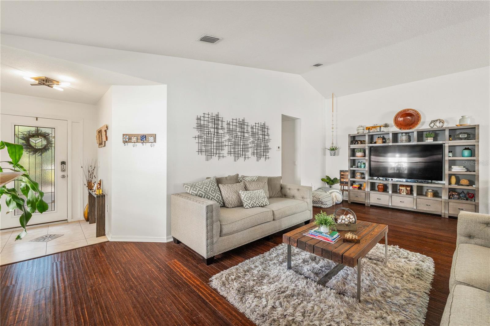 Image 8 of 64 For 5806 Cay Cove Court