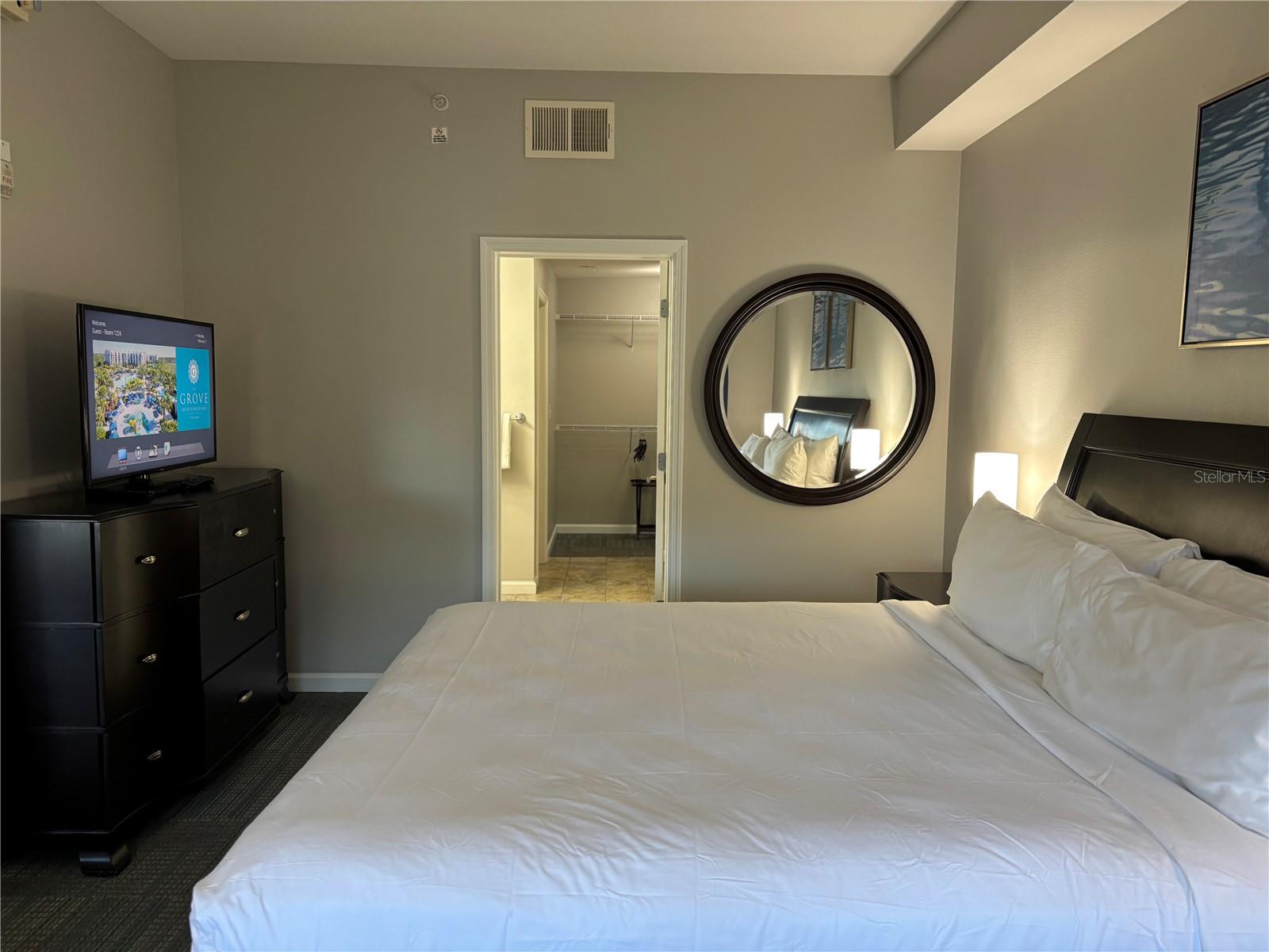 Image 20 of 39 For 14501 Grove Resort Avenue 1224