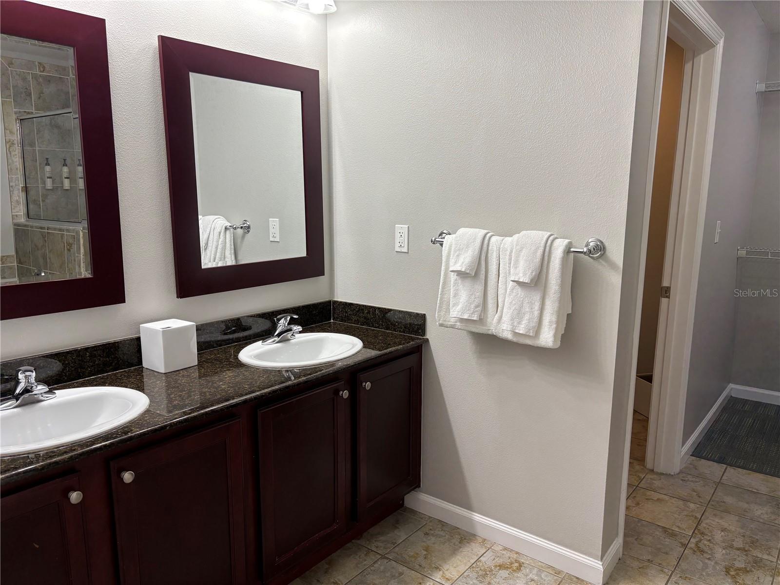 Image 21 of 39 For 14501 Grove Resort Avenue 1224