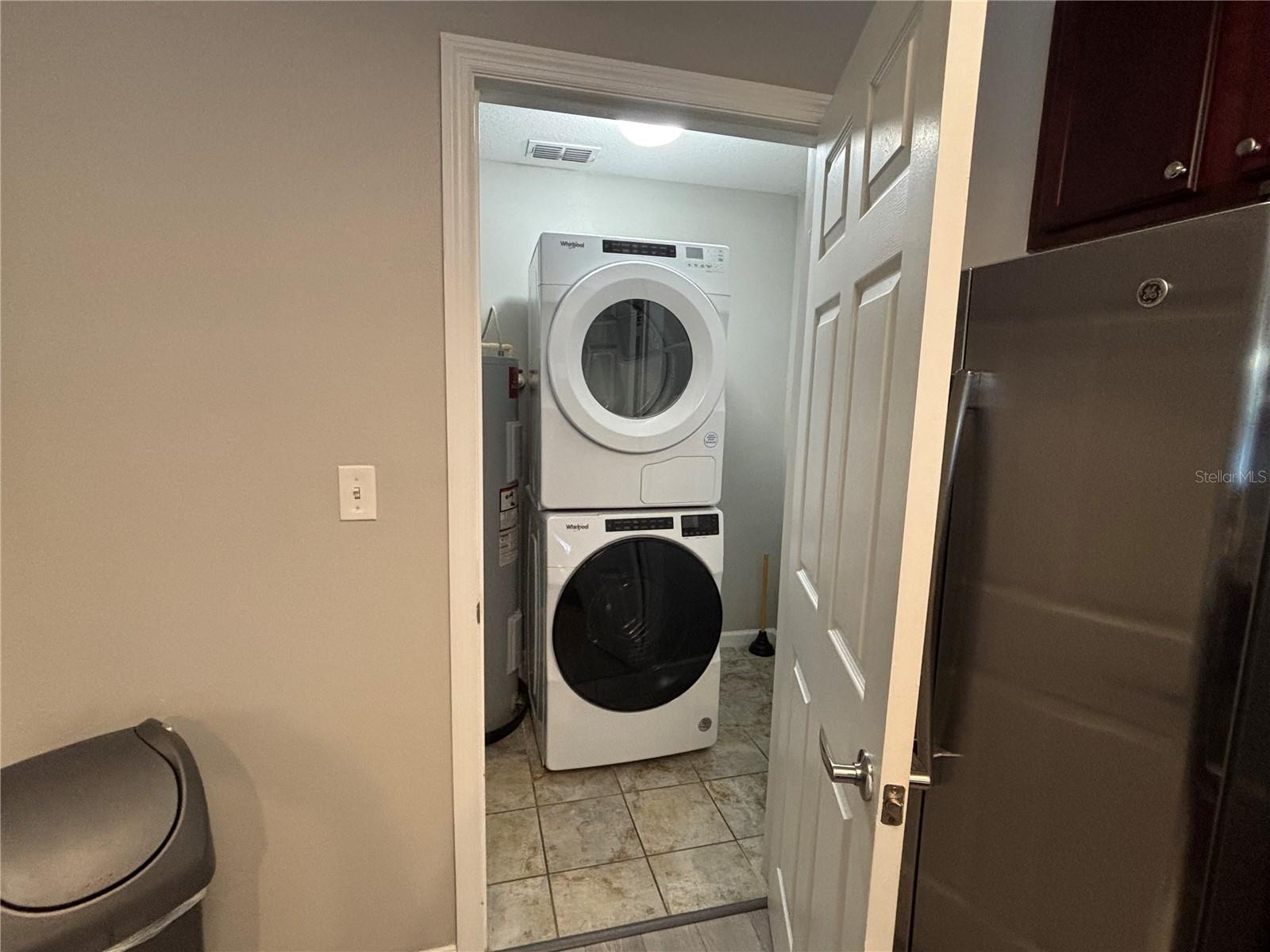 Image 4 of 39 For 14501 Grove Resort Avenue 1224