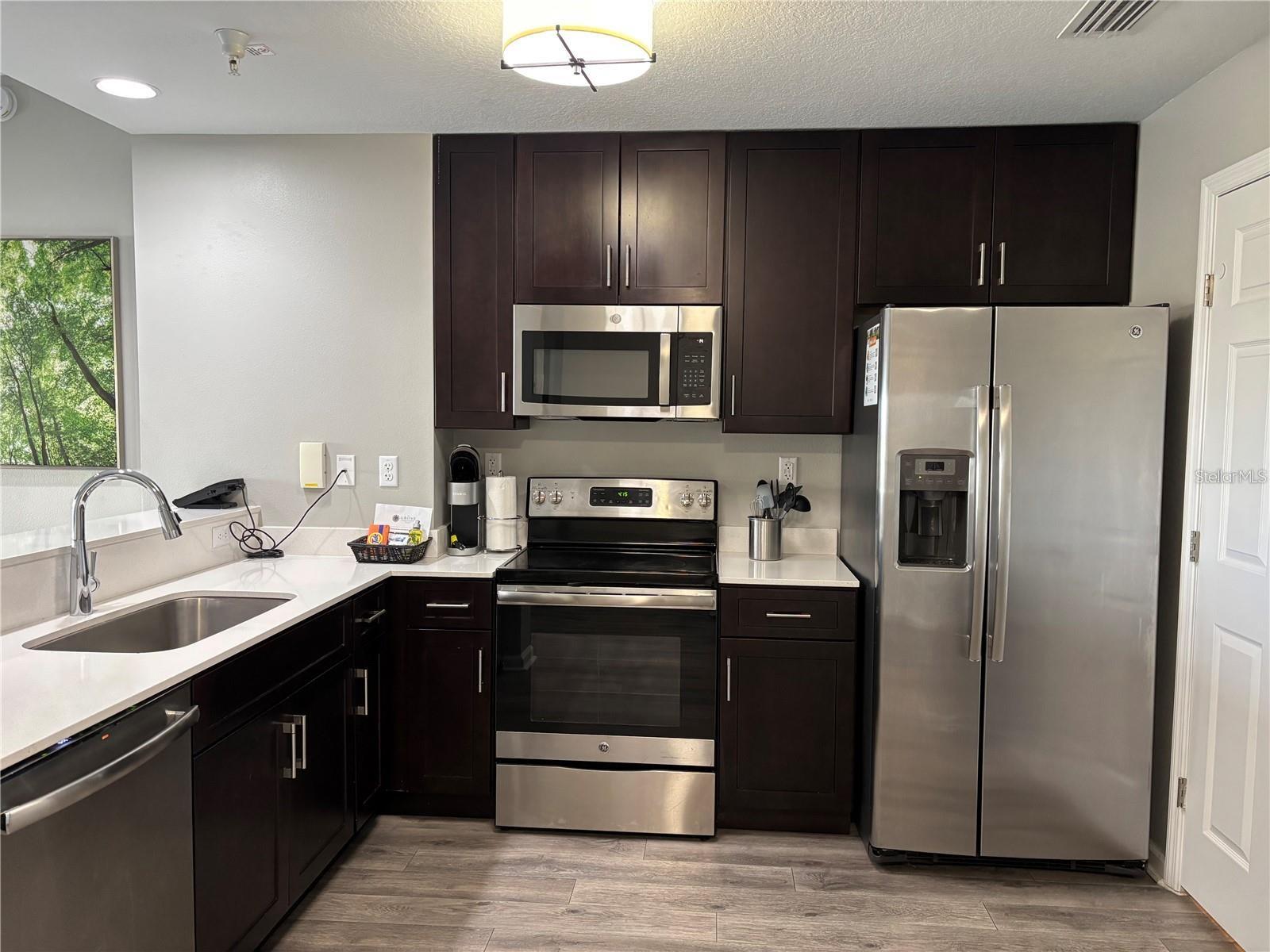 Image 8 of 41 For 14501 Grove Resort Avenue 1503