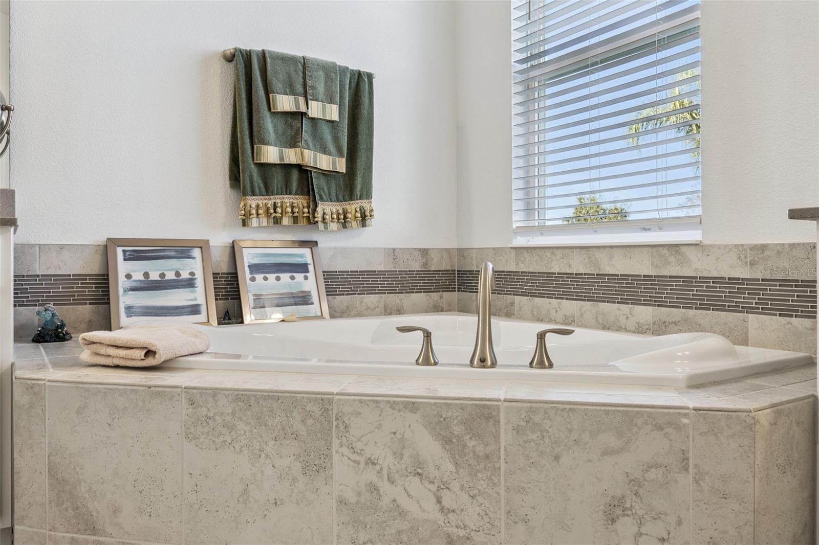 Image 24 of 69 For 1380 Olympic Club Boulevard